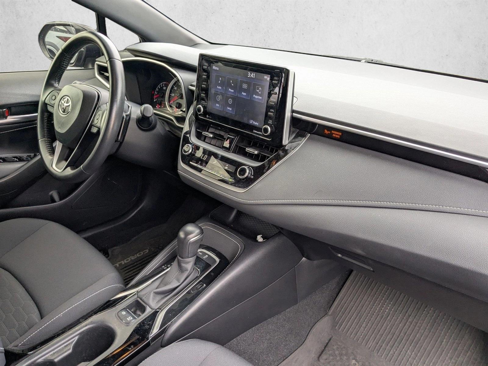2022 Toyota Corolla SE photo 19