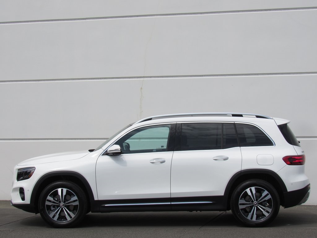 2025 Mercedes Benz GLB 250 4MATIC photo 4