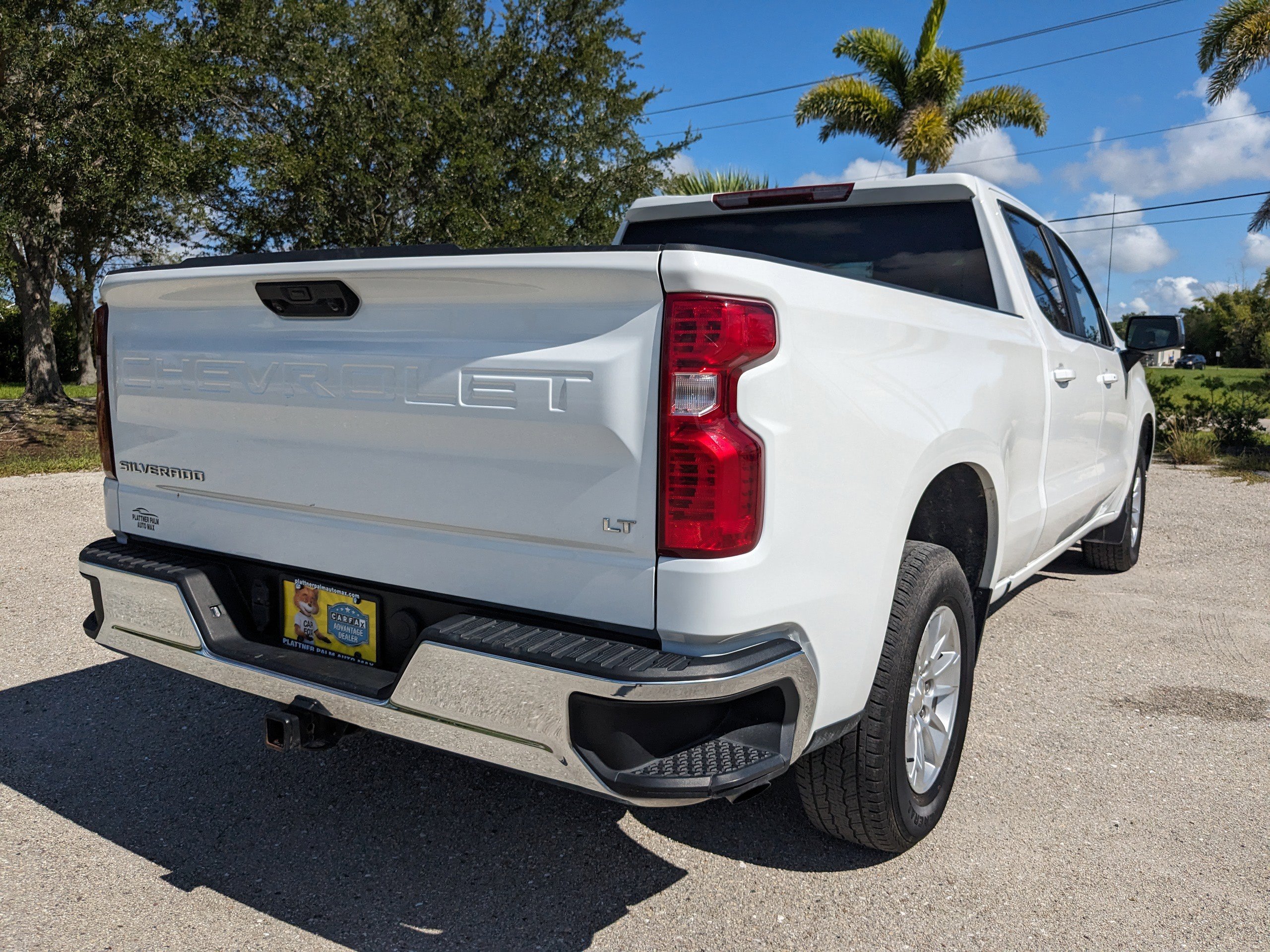 2024 Chevrolet Silverado 1500 LT photo 3
