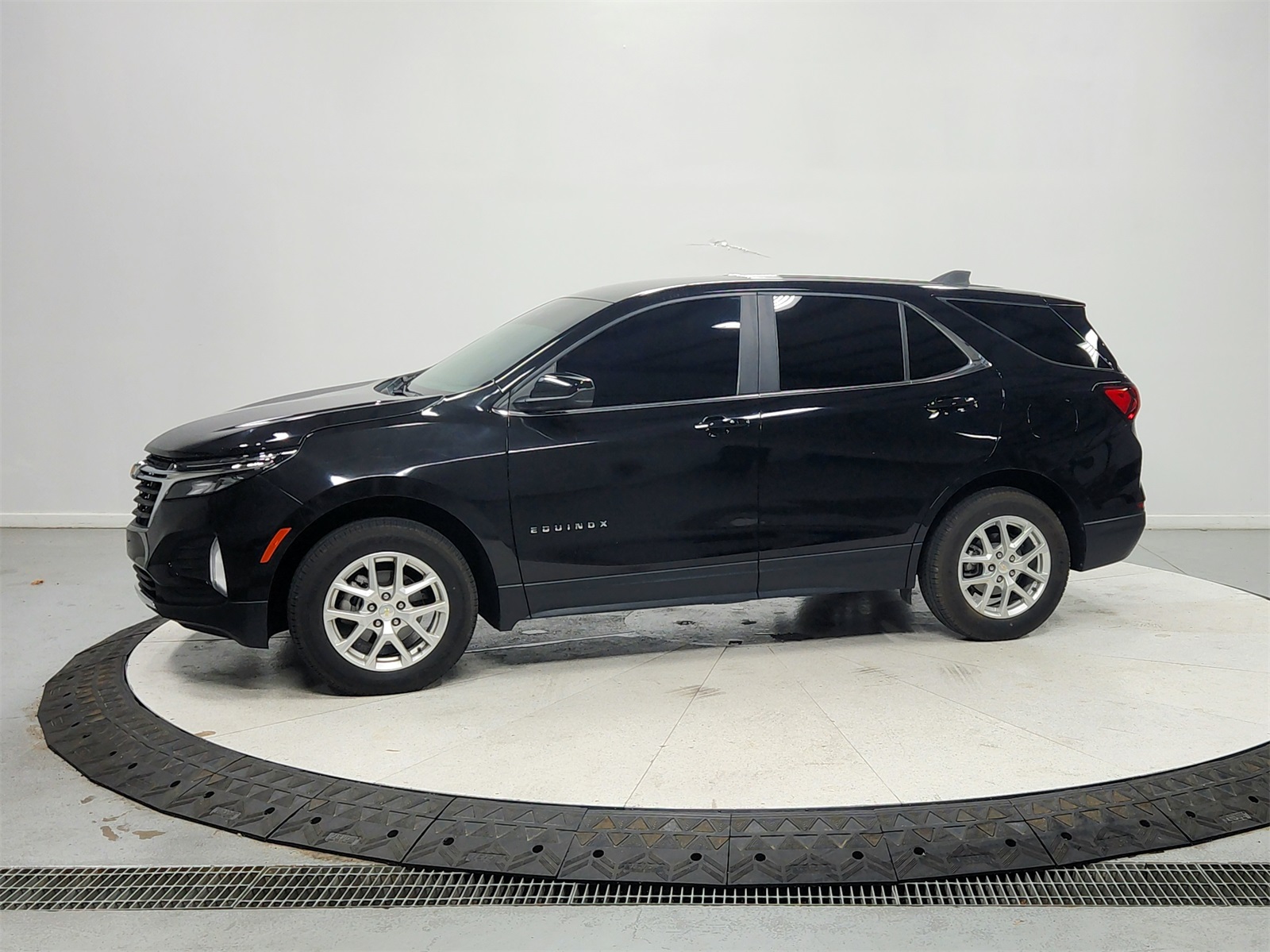 2022 Chevrolet Equinox LT photo 4