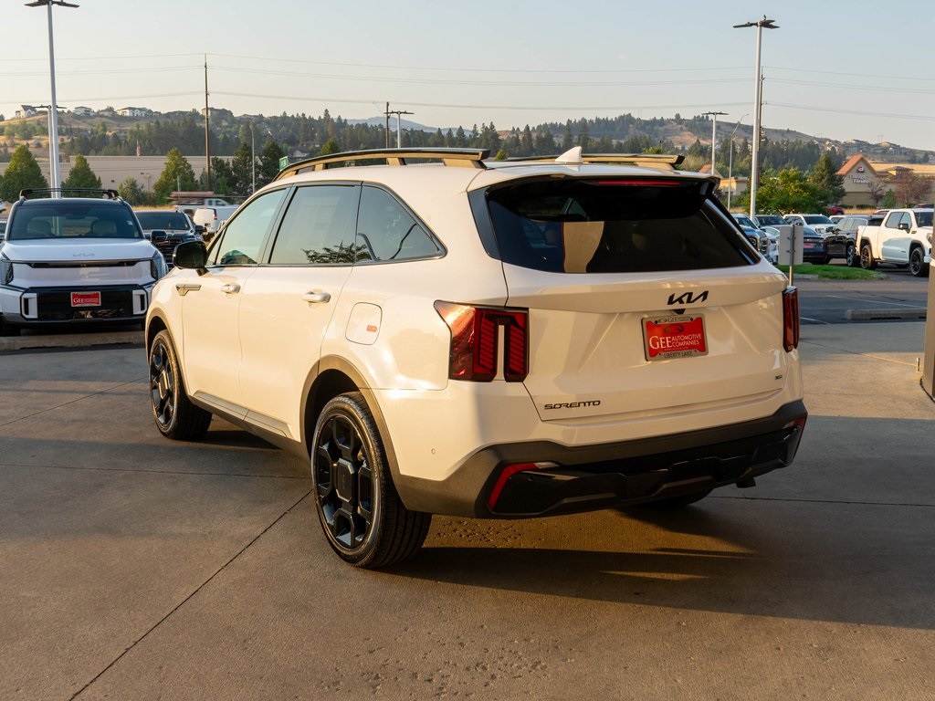 2026 Kia Sorento X-Line SX photo 4