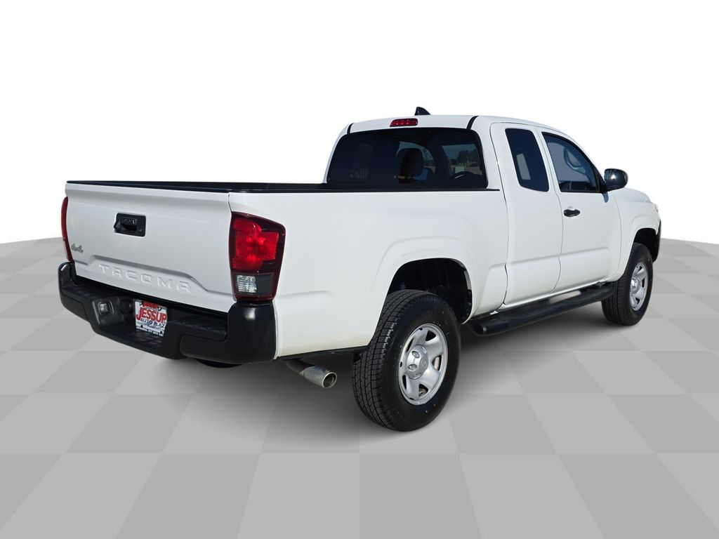 2020 Toyota Tacoma SR photo 8
