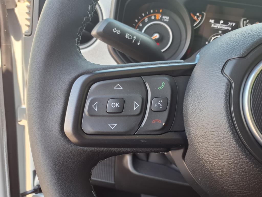 2025 Jeep Gladiator Sport S photo 13