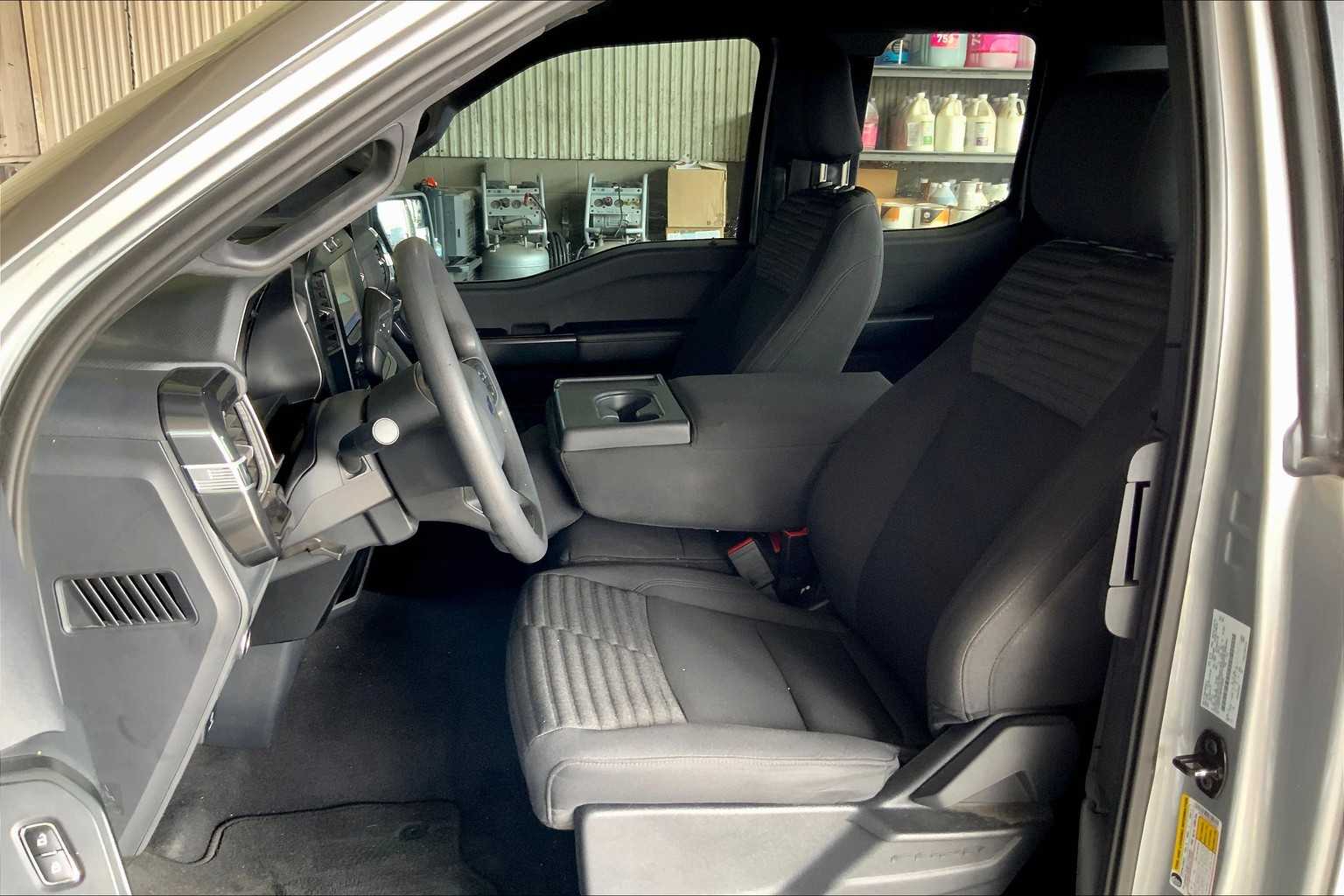 2023 Ford F-150 XL photo 7