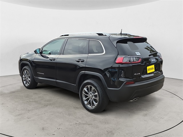 2021 Jeep Cherokee Latitude Lux photo 2