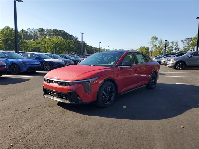 2025 Kia K4 GT-Line Turbo photo 5