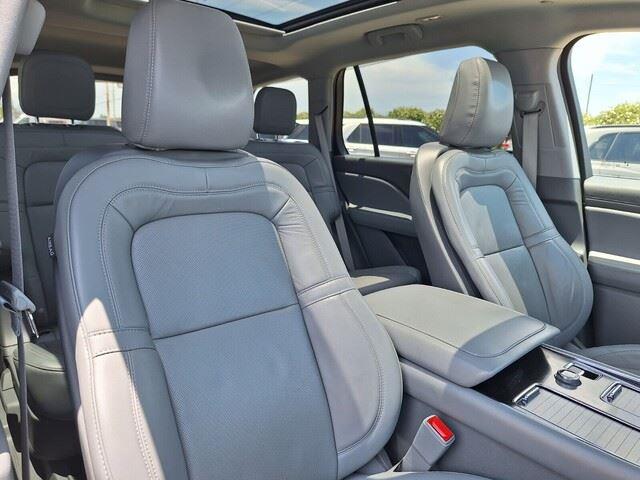 2021 Lincoln Aviator Reserve photo 28