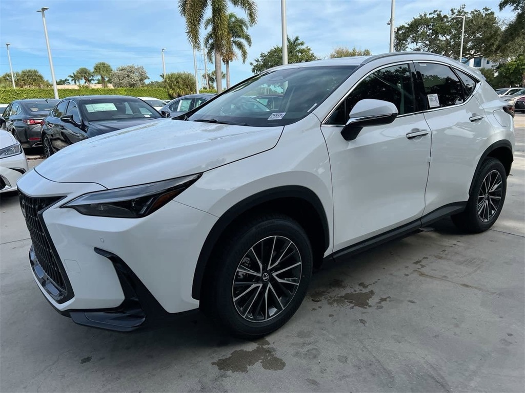 2026 Lexus NX 350 photo 2