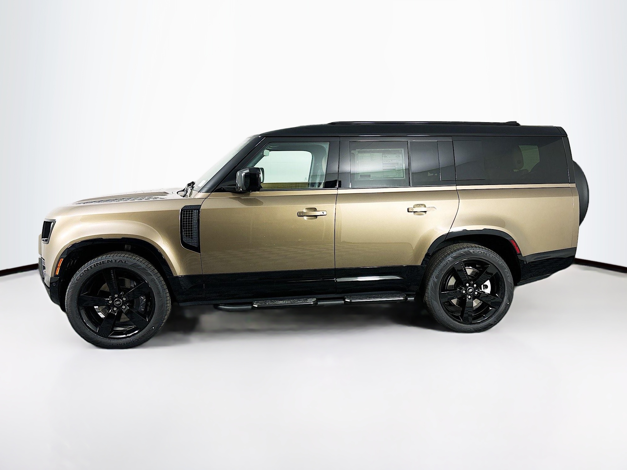 2025 Land Rover Defender 130 X-Dynamic SE photo 8