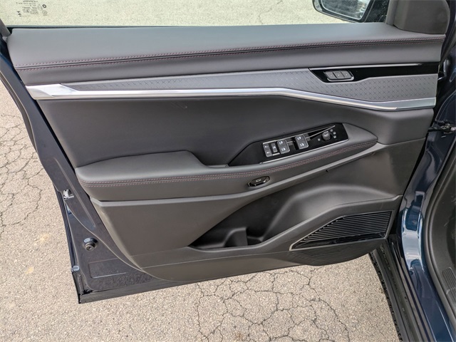 2025 Jeep Wagoneer S Limited photo 10