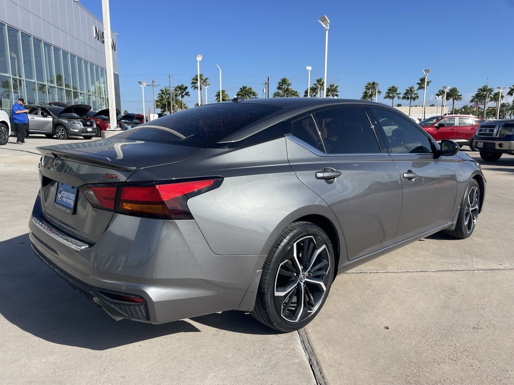 2023 Nissan Altima 2.5 SR photo 3
