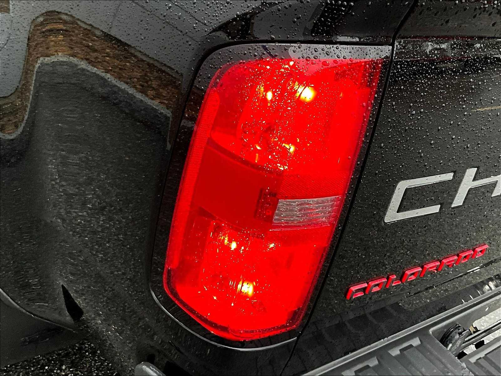 2022 Chevrolet Colorado Z71 photo 32