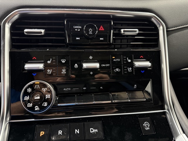 2026 Nissan Armada Platinum photo 25