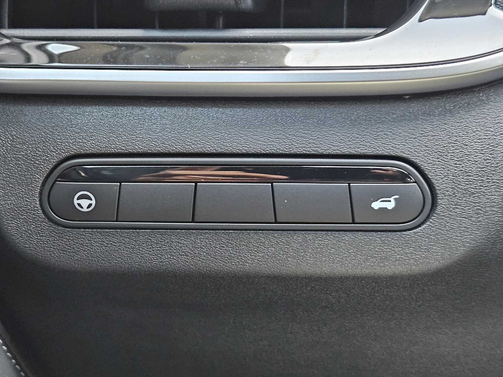 2026 Infiniti QX60 Luxe photo 14