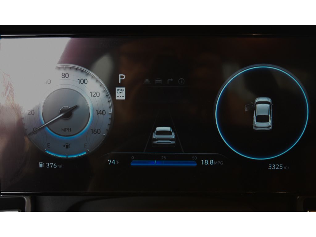 2024 Hyundai Elantra SEL Convenience photo 14