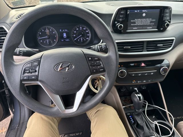 2019 Hyundai Tucson SE photo 3