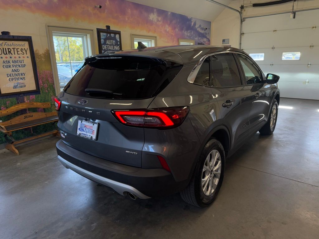 2024 Ford Escape Active photo 5