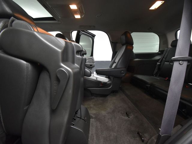 2012 Gmc Yukon Denali photo 32
