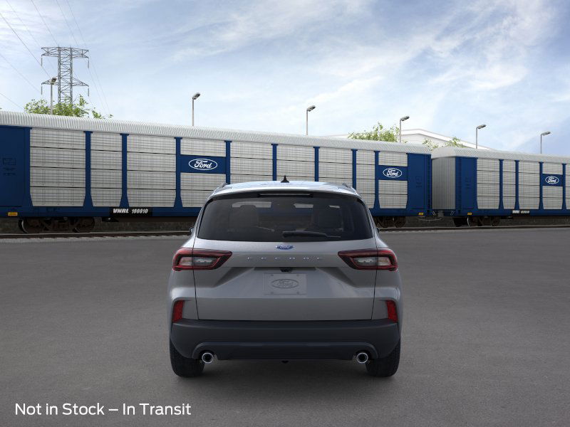 2026 Ford Escape ST-Line photo 4