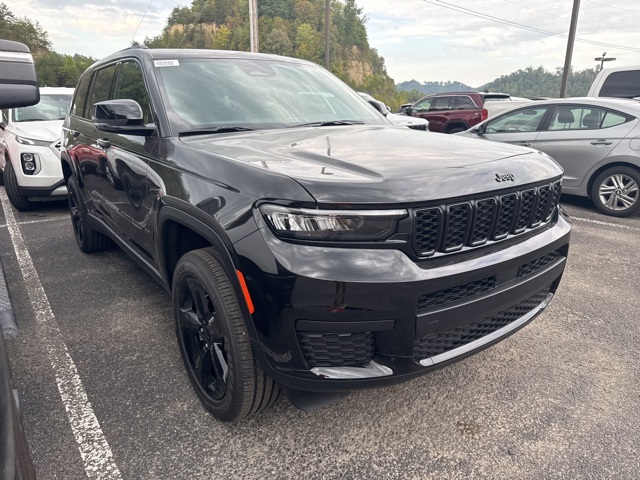 2025 Jeep Grand Cherokee Altitude X photo 3