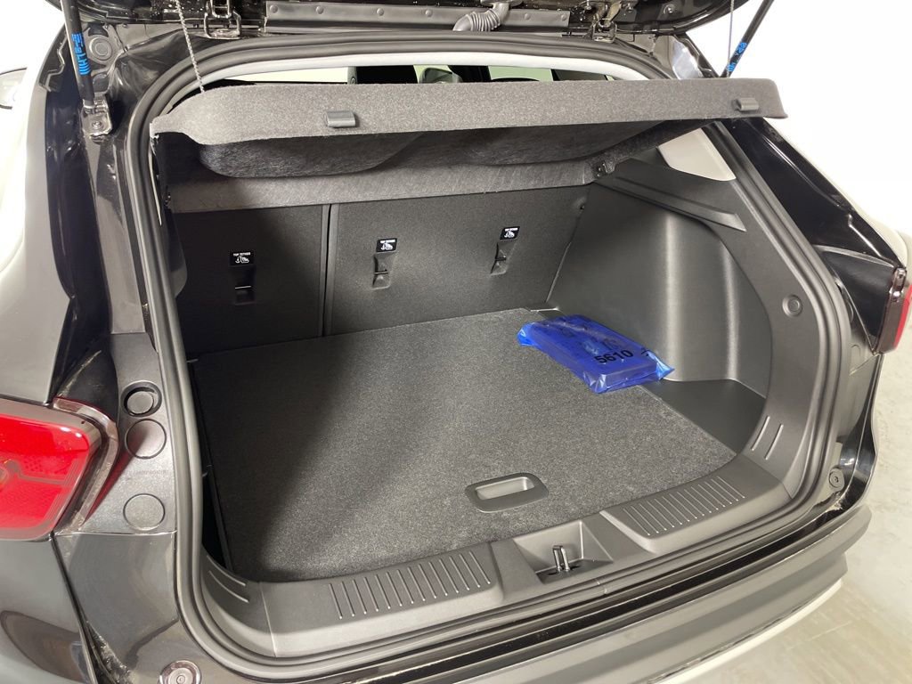 2026 Chevrolet Trax LT photo 35