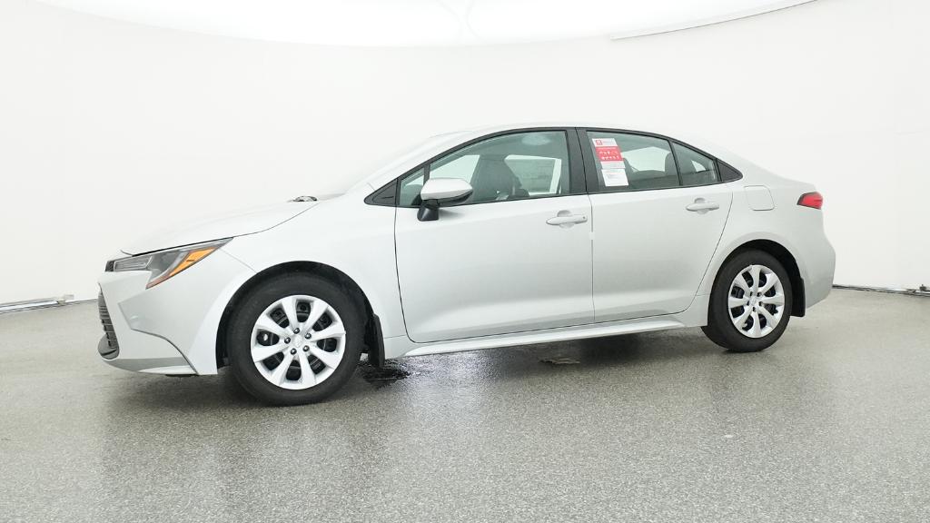 2025 Toyota Corolla LE photo 8