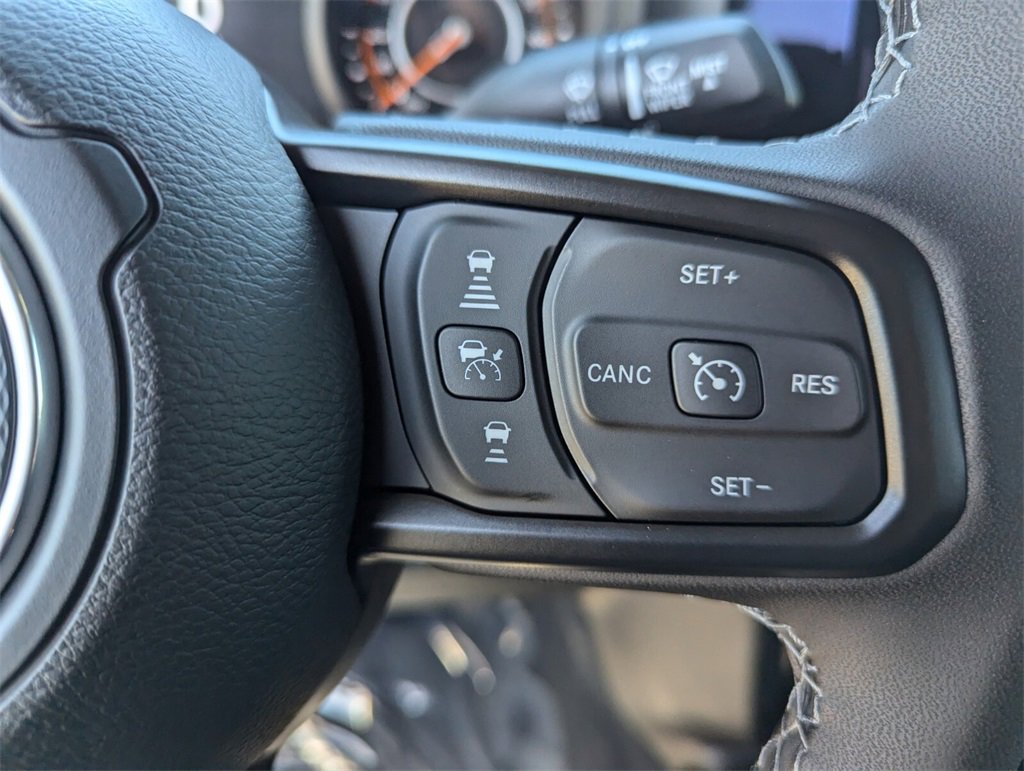 2025 Jeep Gladiator Sport S photo 17