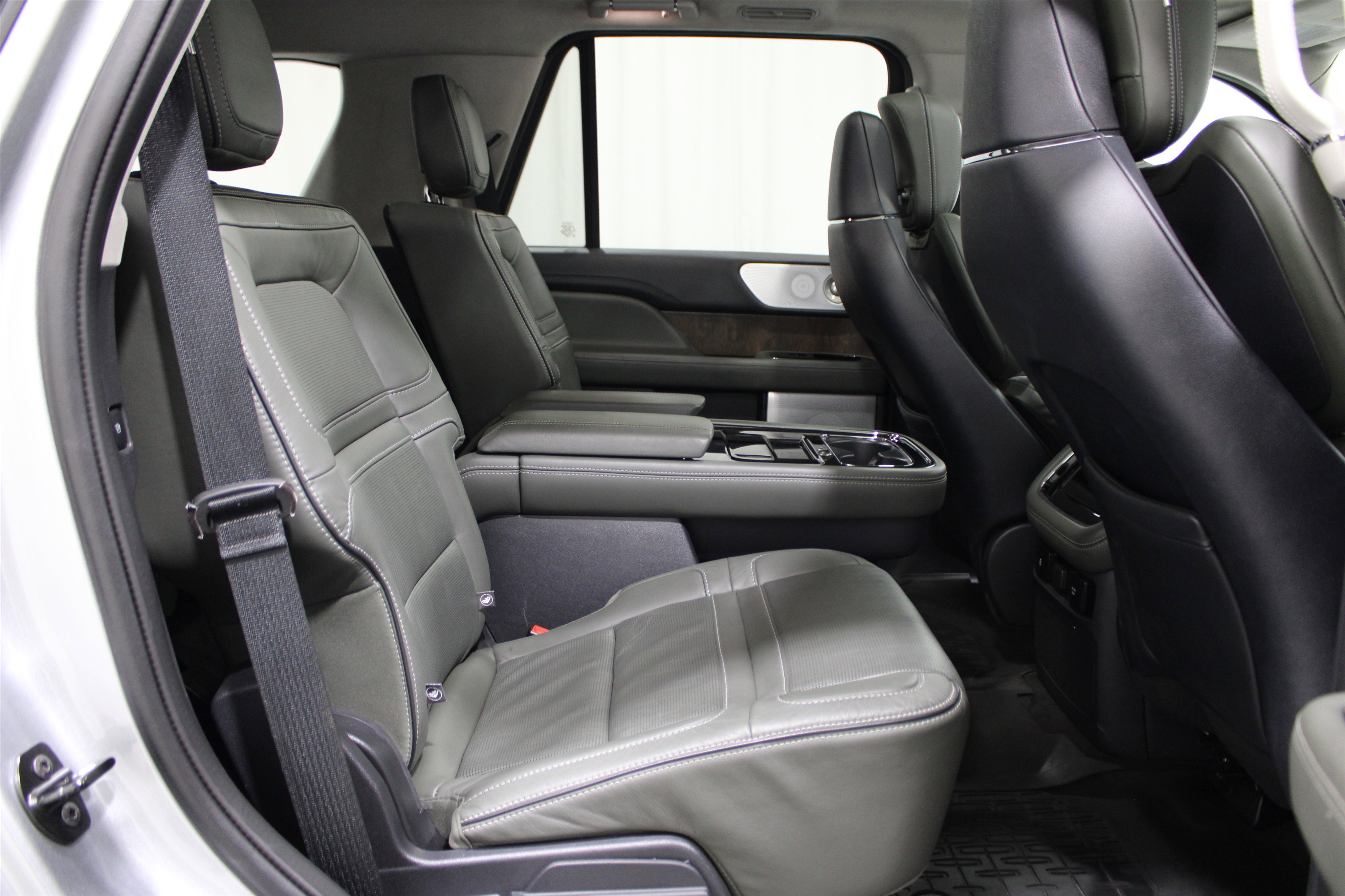 2022 Lincoln Navigator Black Label photo 23