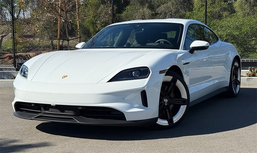 2025 Porsche Taycan