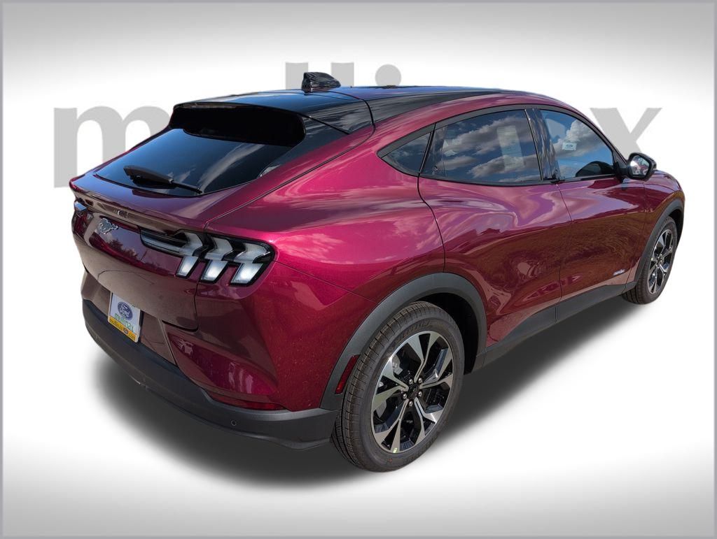 2025 Ford Mustang Mach-E Select photo 3