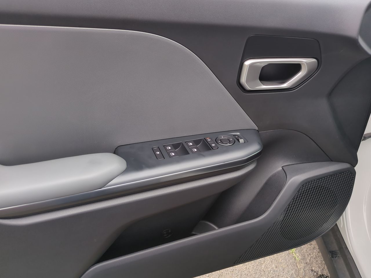 2025 Kia K4 LX photo 19