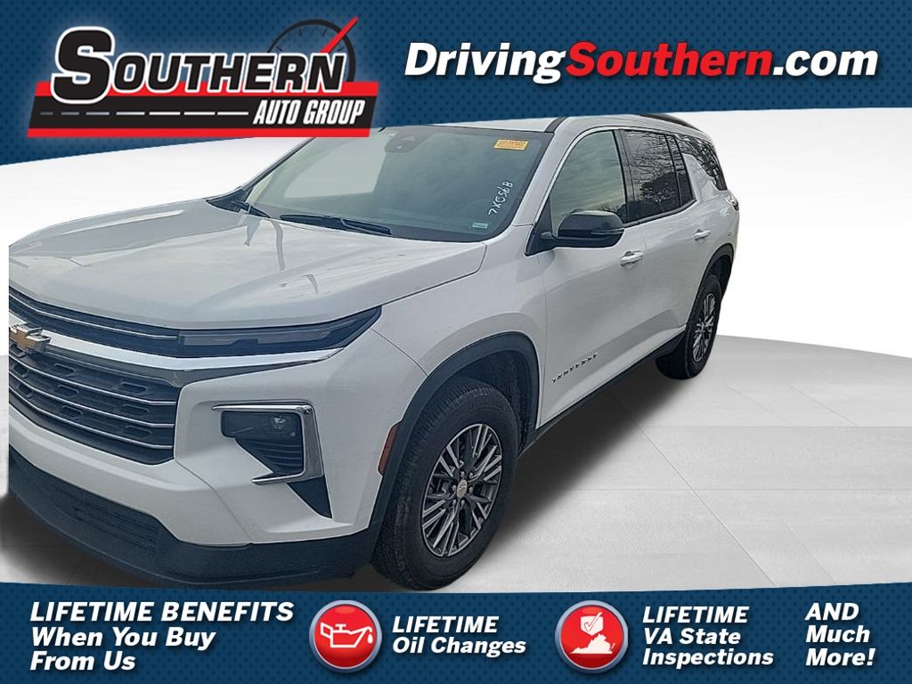 2025 Chevrolet Traverse LT's photo