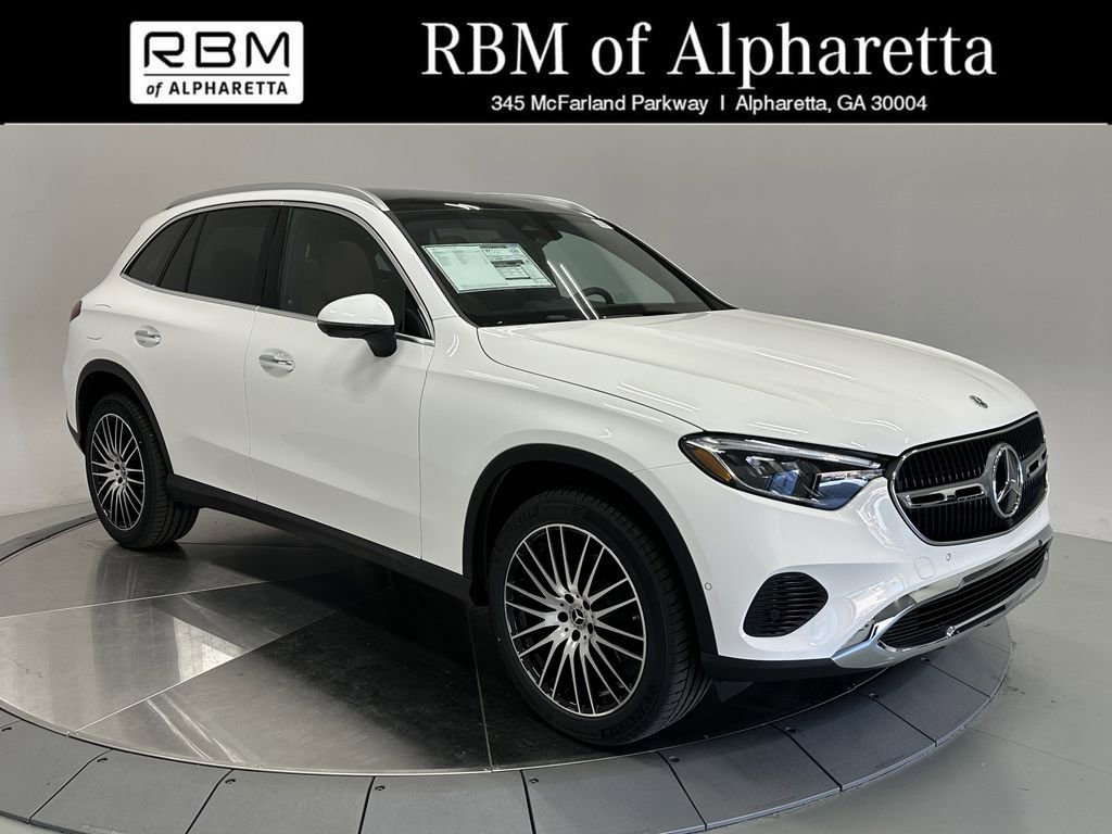 2026 Mercedes-Benz GLC Base's photo