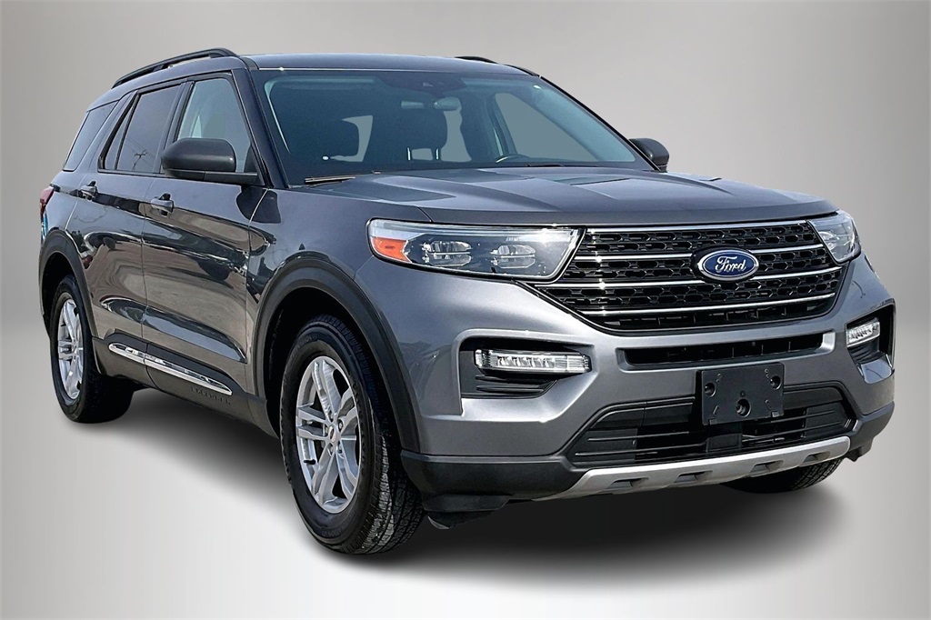 2022 Ford Explorer XLT's photo