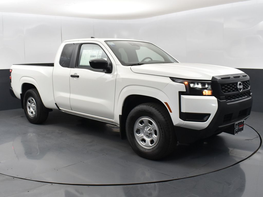 2026 Nissan Frontier S's photo