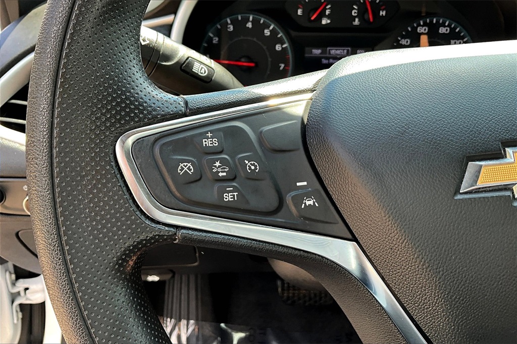 2023 Chevrolet Malibu 1LT photo 11
