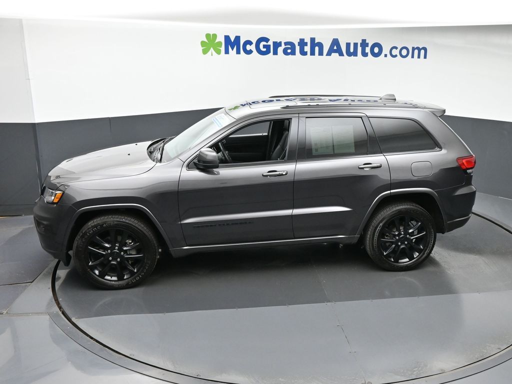 2020 Jeep Grand Cherokee Altitude photo 15