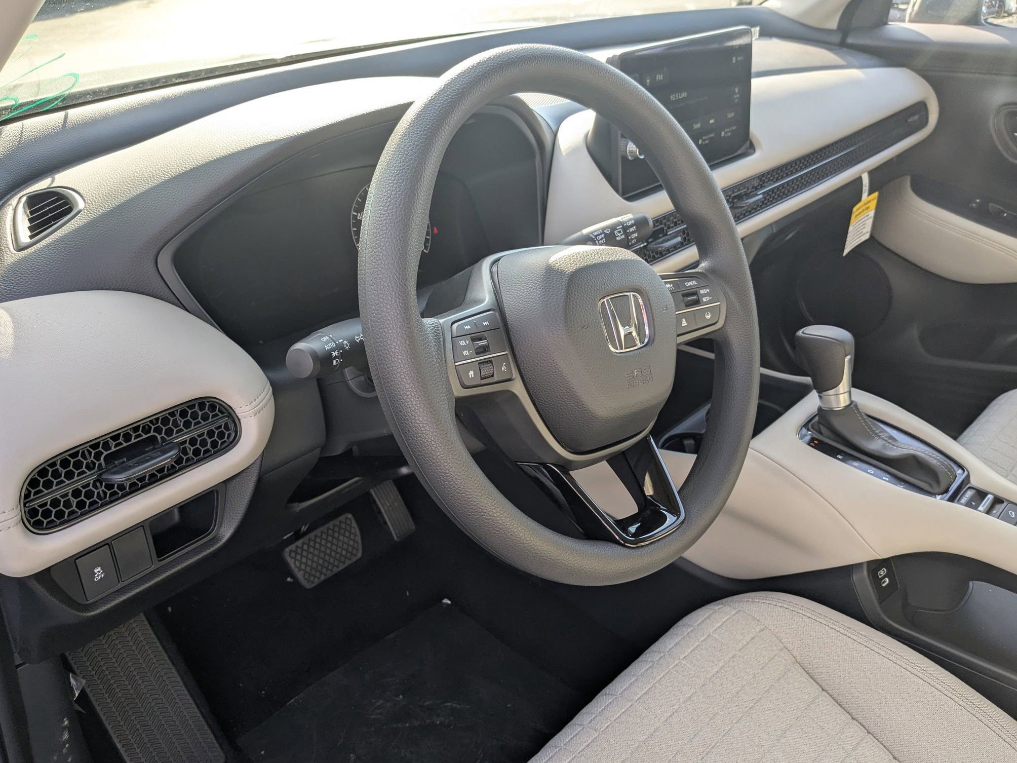 2026 Honda HR-V LX photo 8