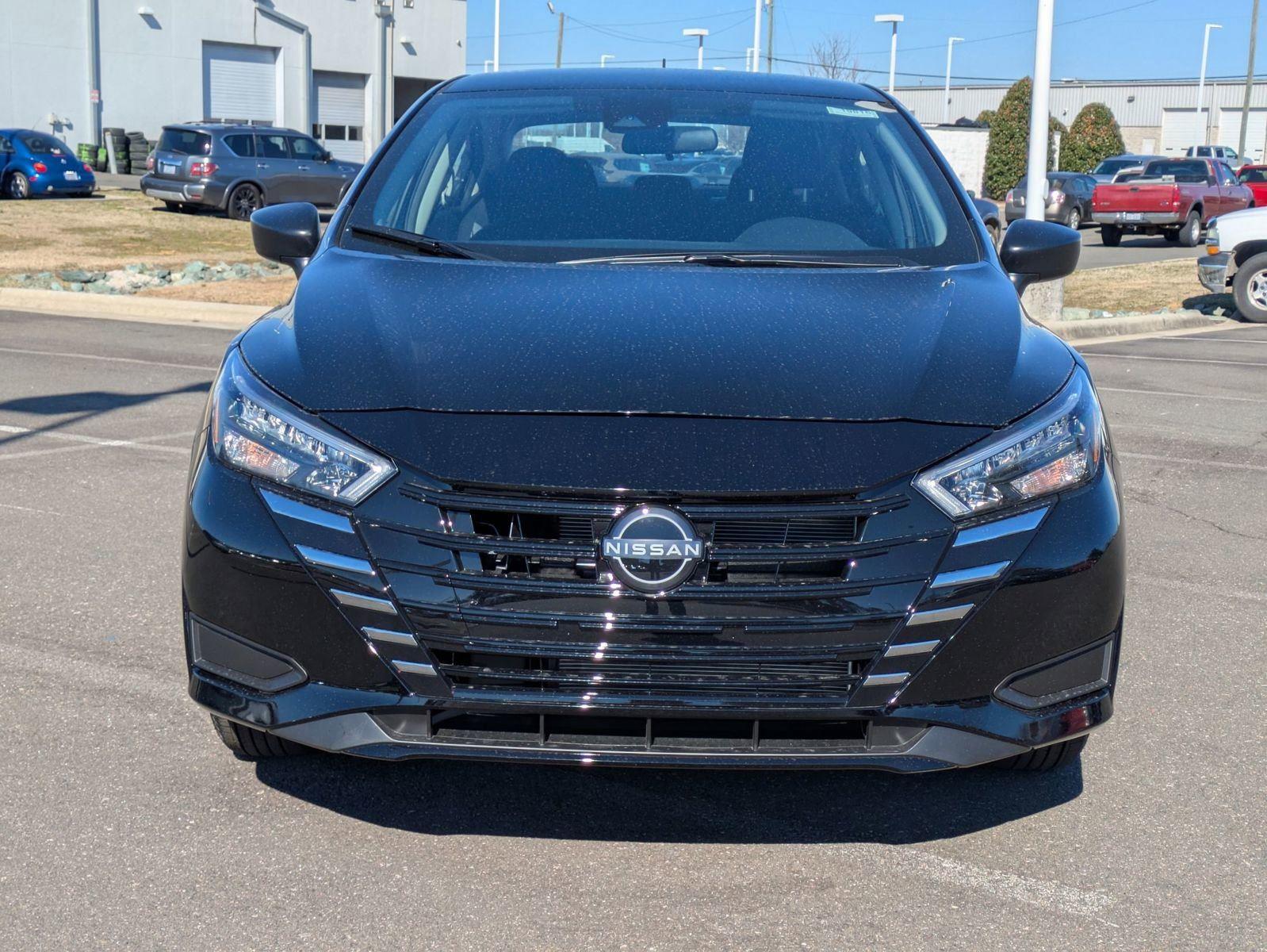 2025 Nissan Versa S photo 2