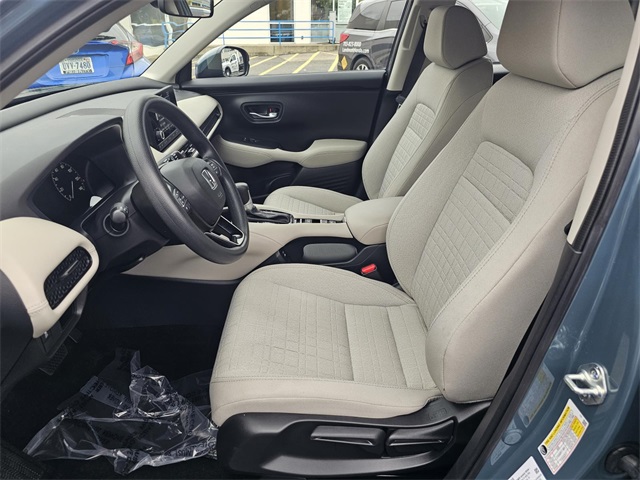 2025 Honda HR-V LX photo 21