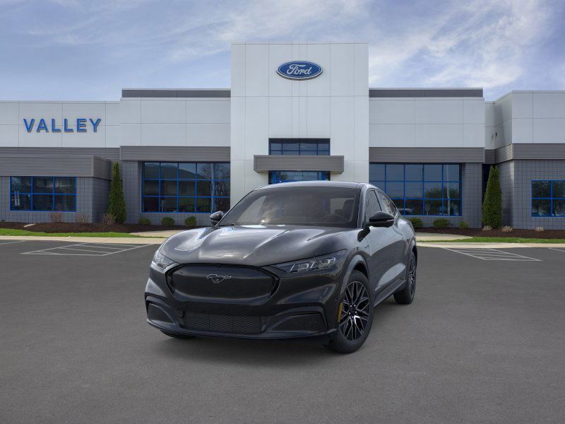 2025 Ford Mustang Mach-E Premium photo 3