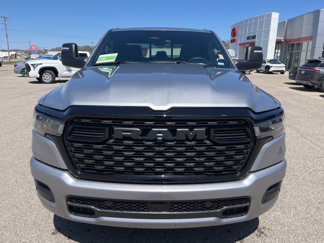 2025 Ram 1500 Tradesman photo 2