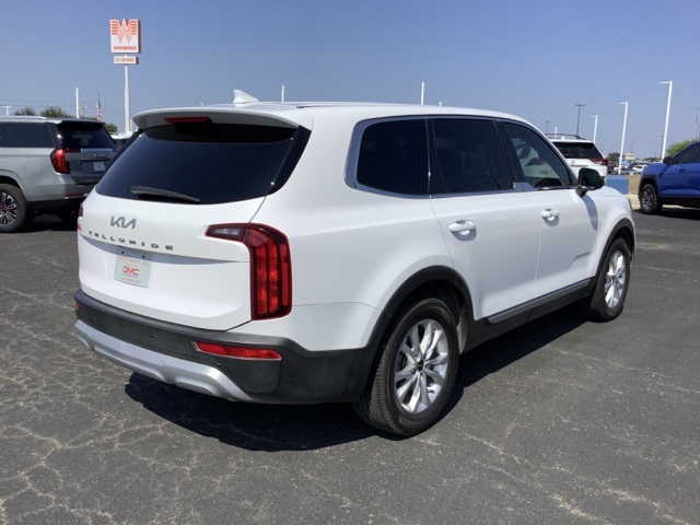 2022 Kia Telluride LX photo 7