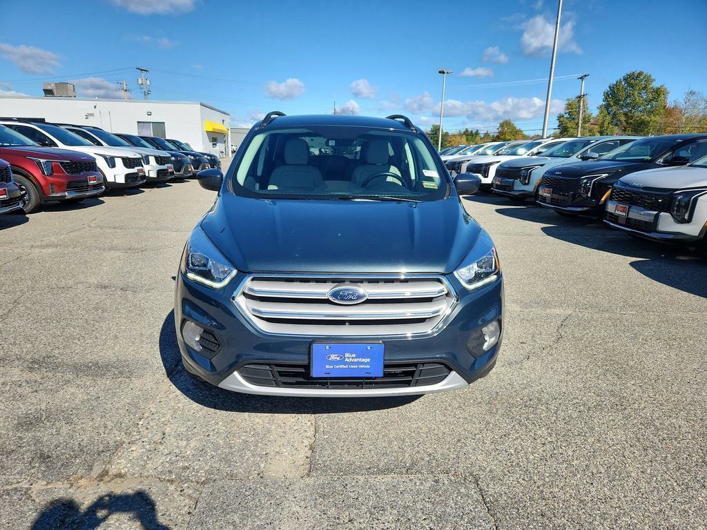 2019 Ford Escape SEL photo 2
