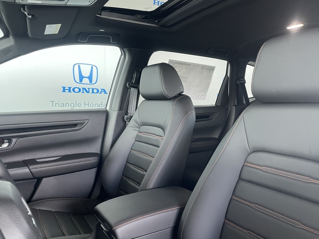 2026 Honda CR-V Hybrid Sport-L photo 12