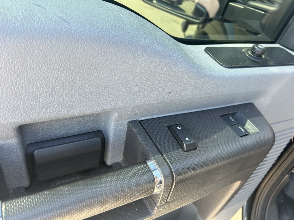 2013 Ford F-250 photo 12