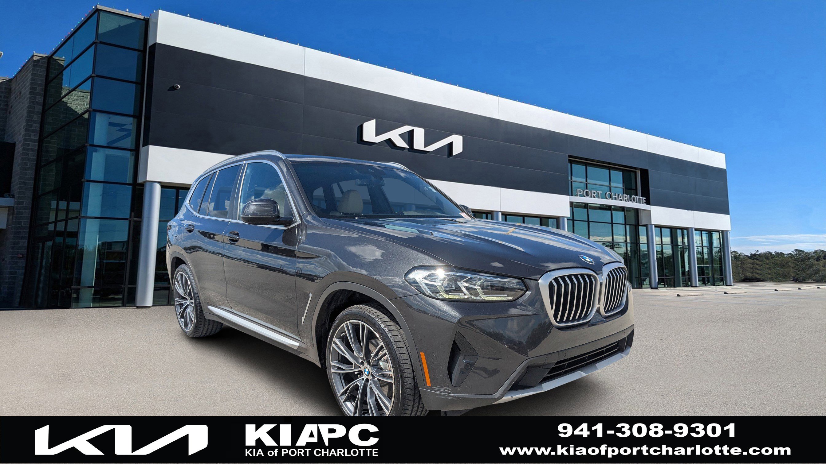 2023 BMW X3 30i's photo