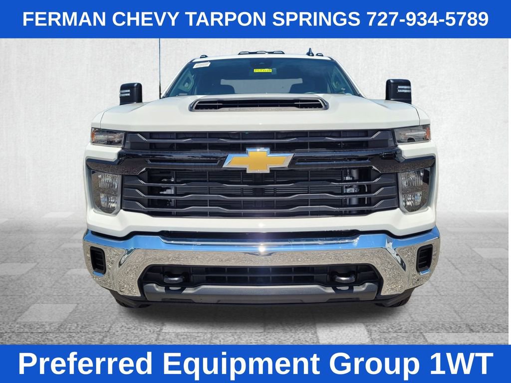 2025 Chevrolet Silverado 3500HD Work Truck photo 2