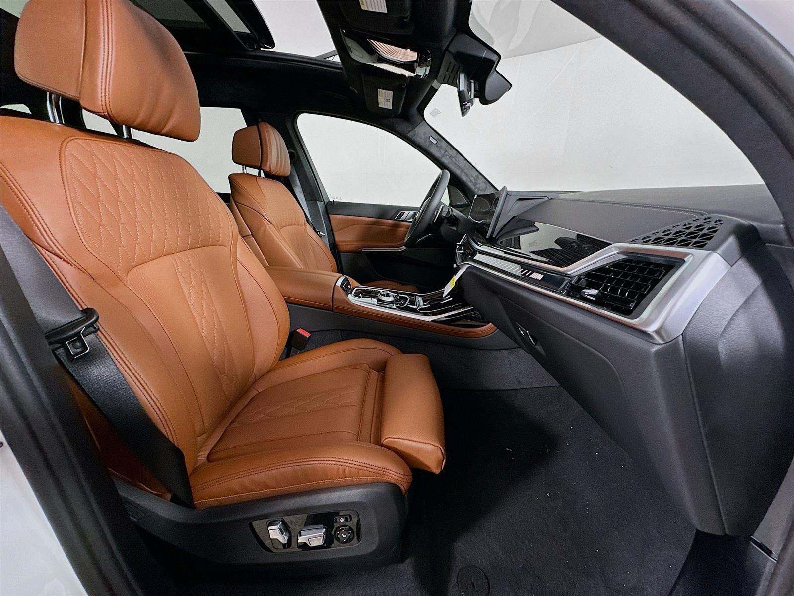 2026 Bmw X7 M60i photo 29