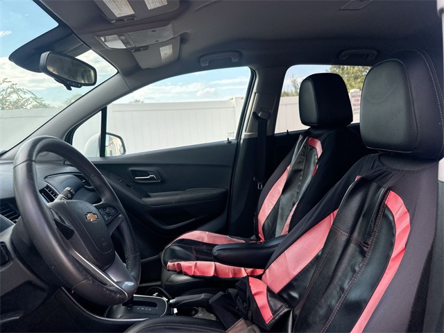 2017 Chevrolet Trax LT photo 9